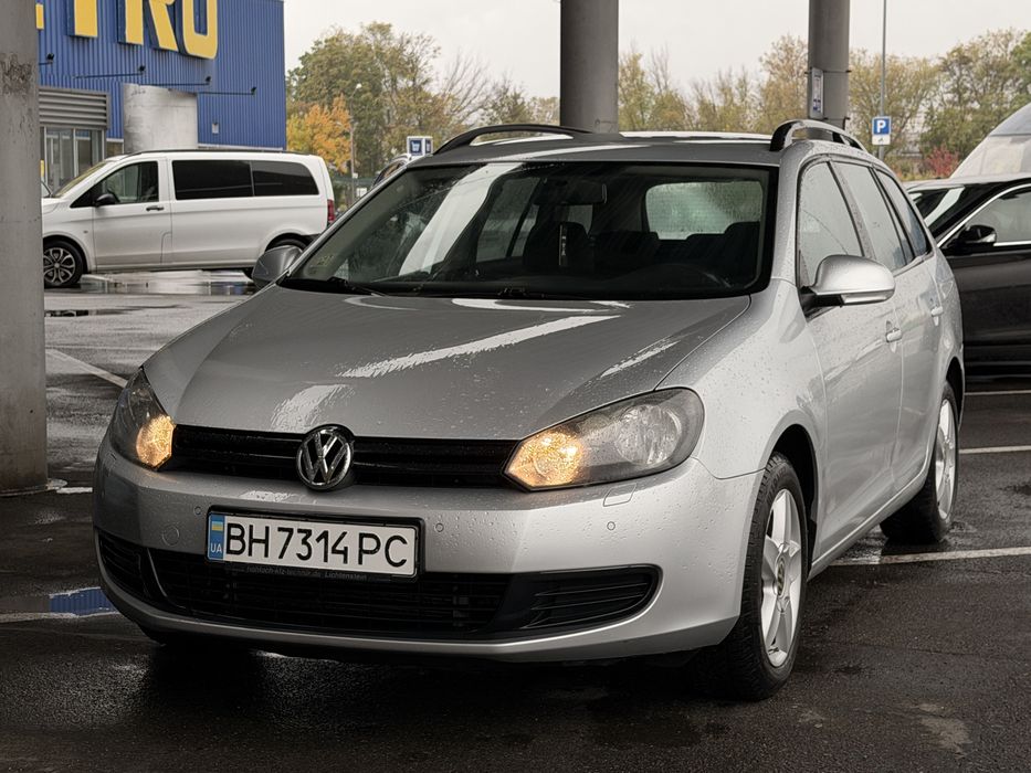 Volkswagen Golf 2012 | 1.6 TDI | Автомат |