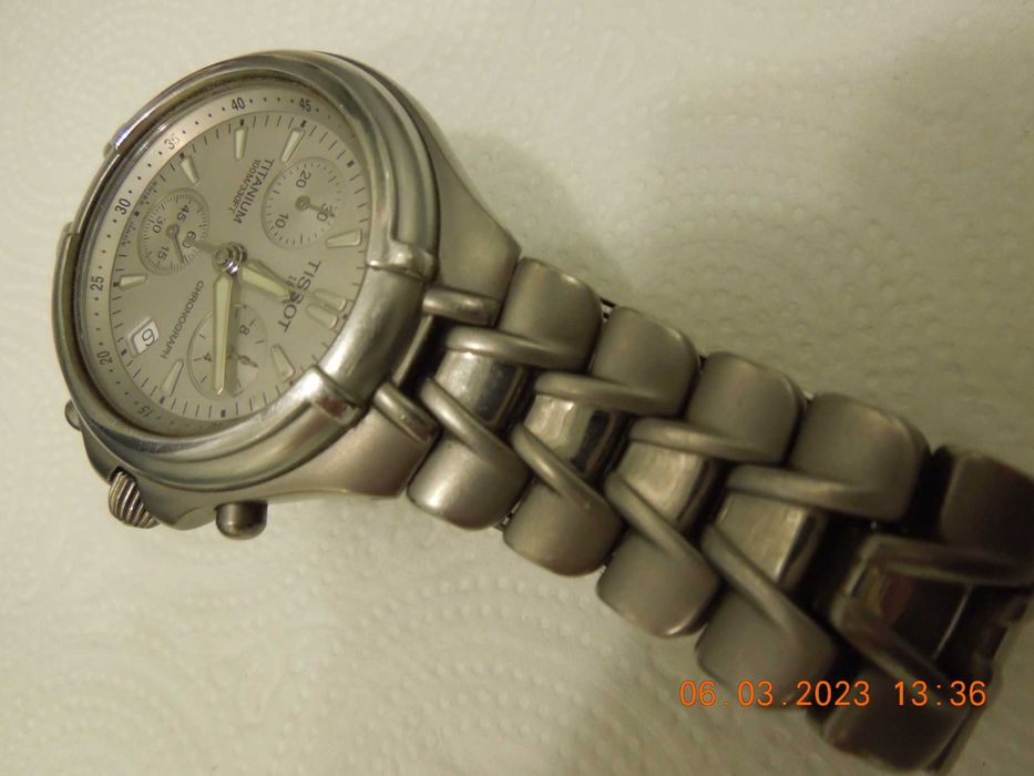 zegarek tissot tytanowy