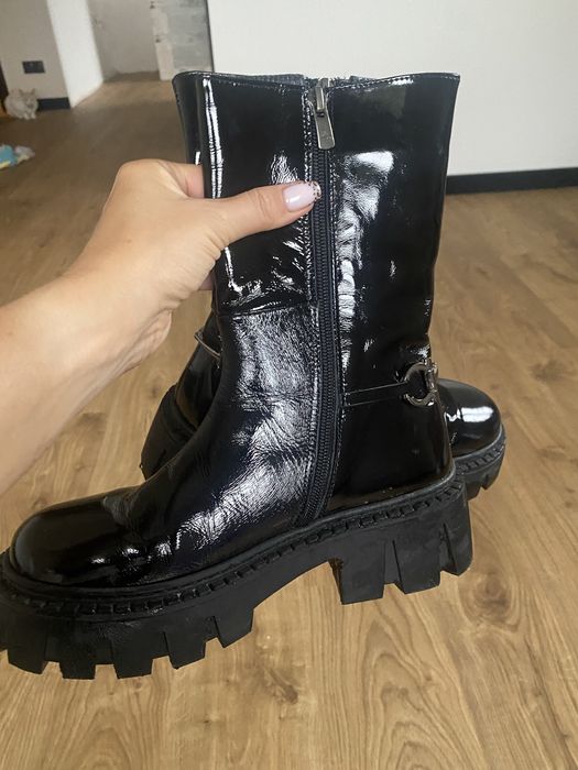 Buty damskie  na grubej podeszwie