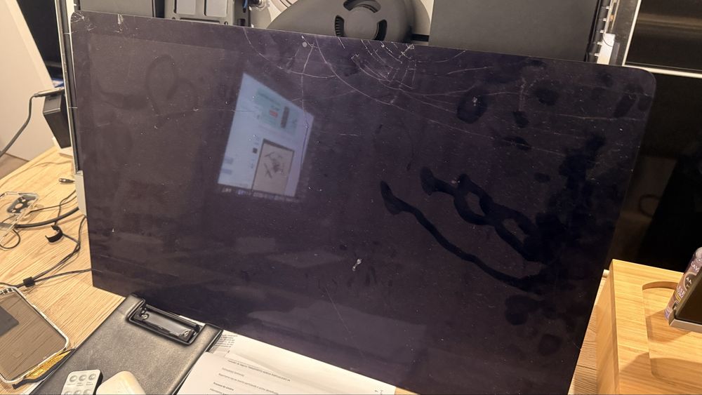 Vendo Imac 27” I7 2018 com ecrã partido