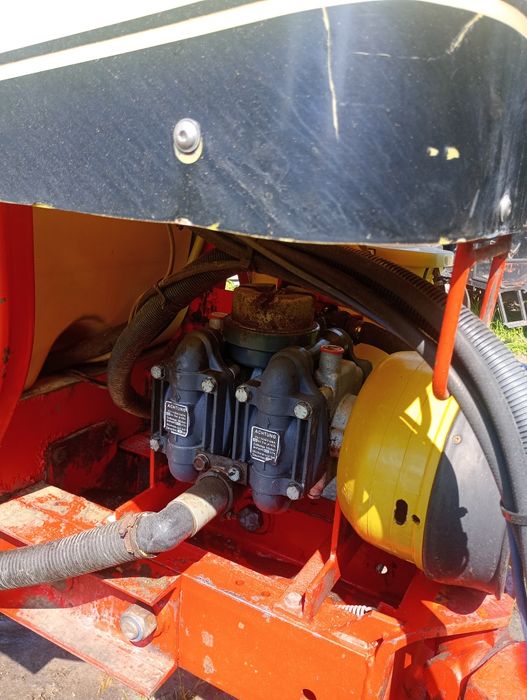 Rau kverneland opryskiwacz 27 m 3500 ltr