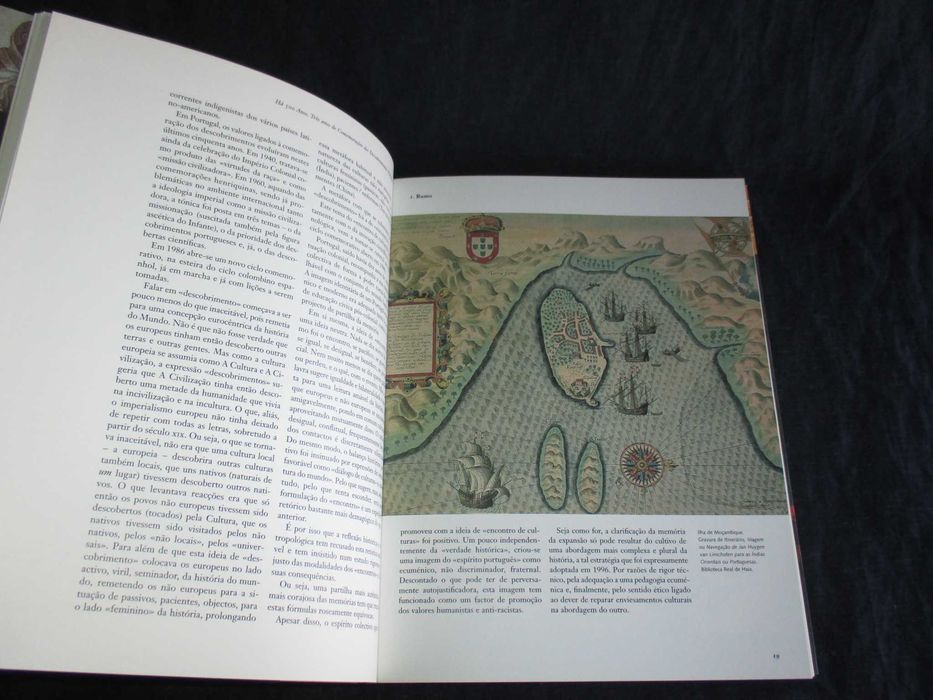 Livro Há 500 anos Balanço de três anos de Comemorações Descobrimentos