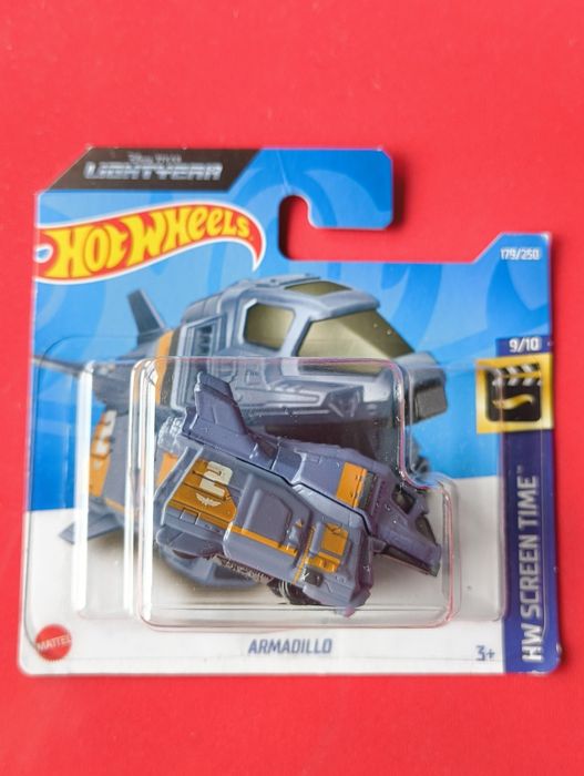 Miniaturas Hot Wheels Variados para colecionadores.