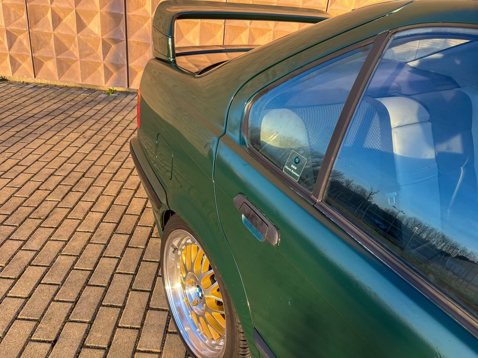 Bmw e36 318 Is Sedan