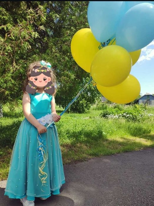 Нарядна сукня для принцеси, плаття на випускний
