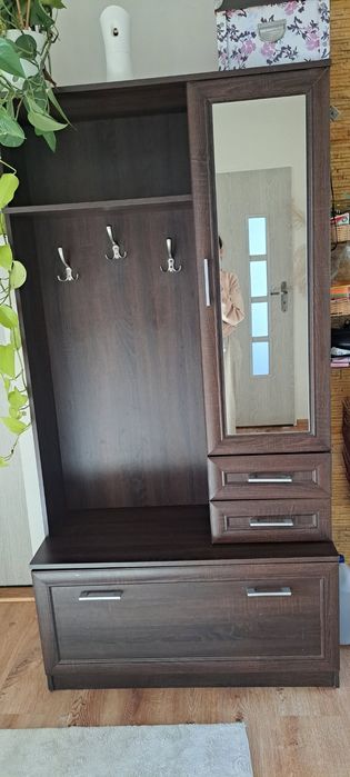 Szafka na przedpokój