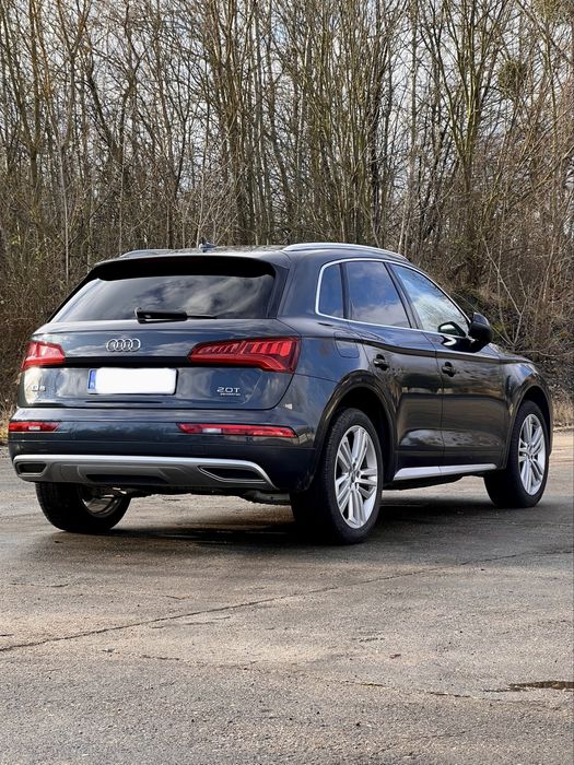 Audi Q5 quattro 252km