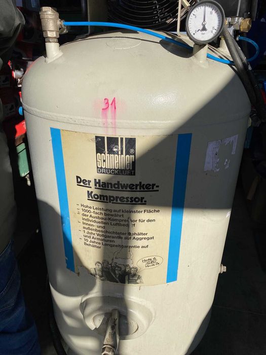 Kompresor Schneider z osuszaczem typ 590- 70 ST, 10 bar