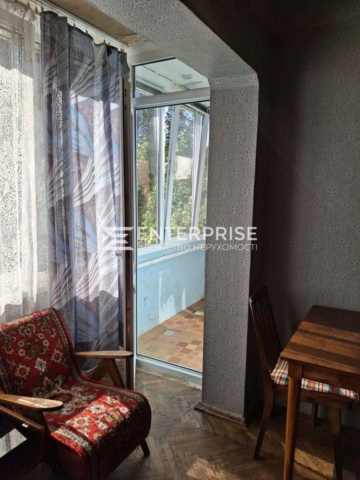 Продаж 2к. квартири поруч метро КПІ, пр. Берестейський