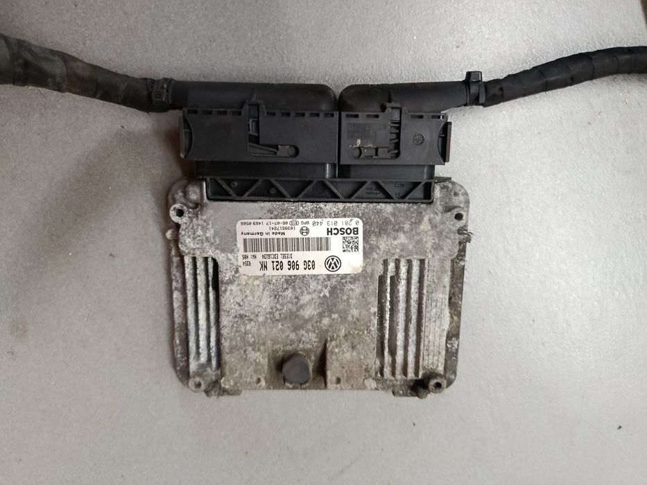Komputer sterownik VW passat b6 2.0 TDI 140 ps