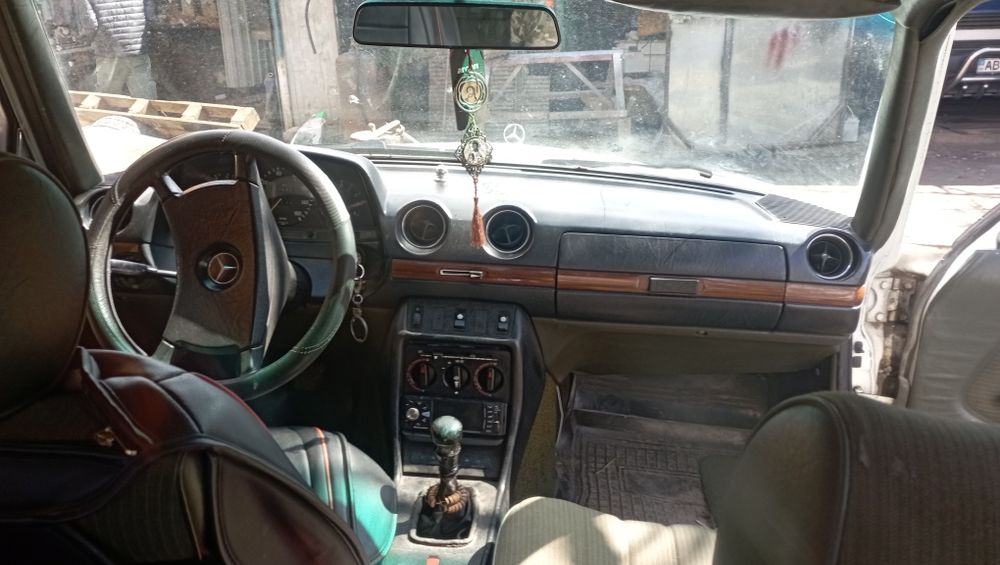 123 мерс без мотора і коробки