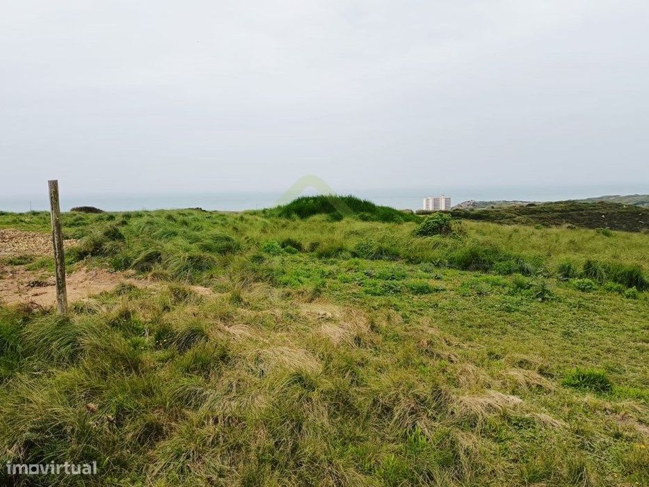 Terreno com 6341m2 com vista Mar