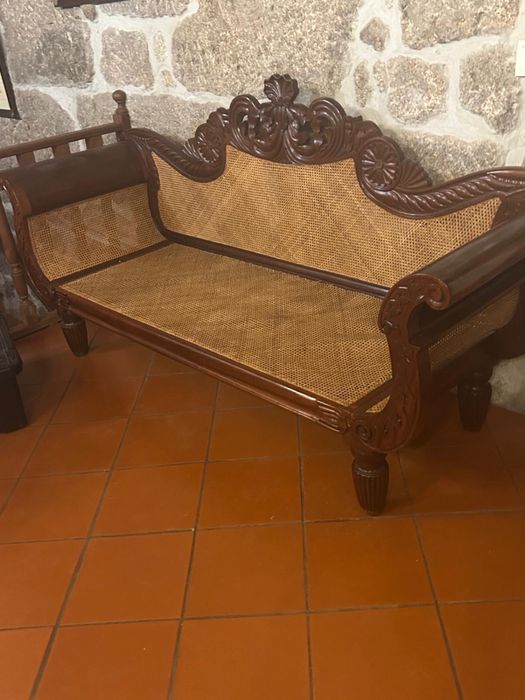 Sofa madeira e palhinha