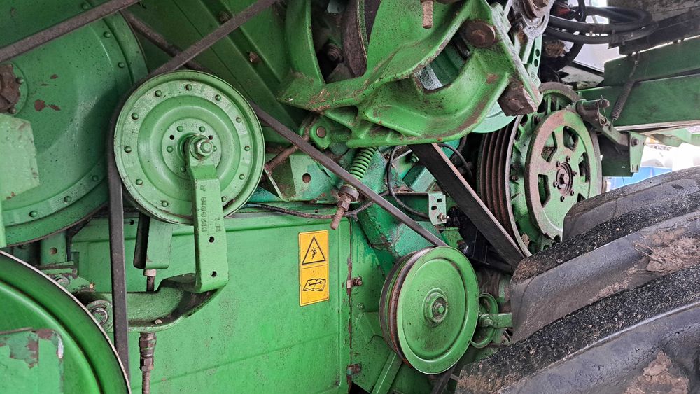 Комбайн Джон Дір 9560WTS 2003 р.в. дві жатки в комплекті