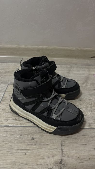 Демісезонні чоботи 27 розмір ( устілка 16,2 см)