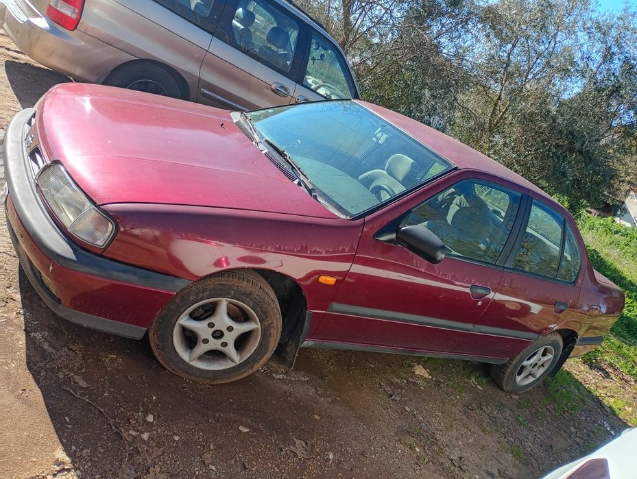 Carro Nissan Primera