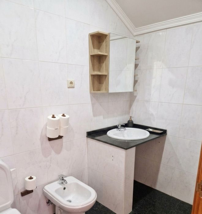 Penthouse T3 Duplex Remodelado | Vista de Mar | A 400m da Praia de Valadares - reservado
