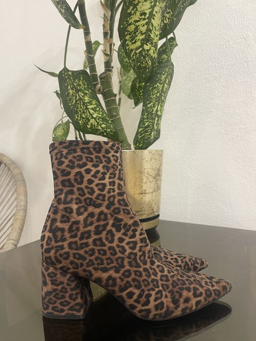 Ботільйони Stradivarius леопард ботинки