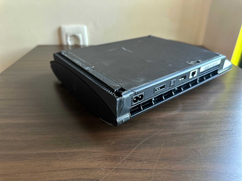 PS3 Super Slim 320GB - Desbloqueada + Jogos
