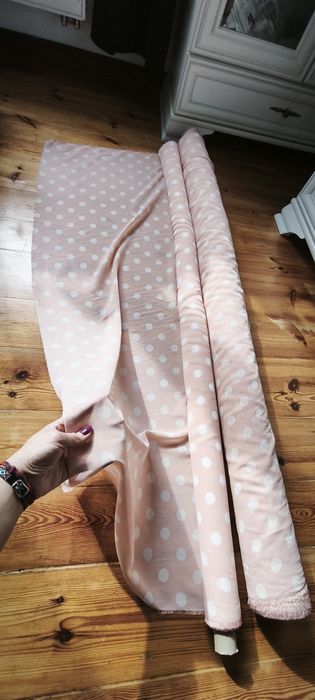 Tkaniny materiały odzieżowe dzianiny krawiectwo