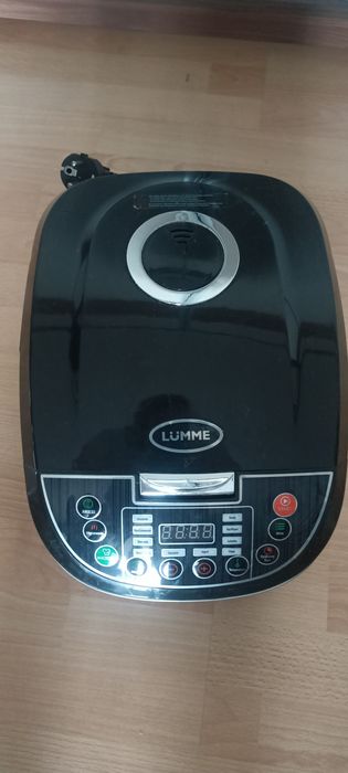 Multicoker LUMME LU-1453