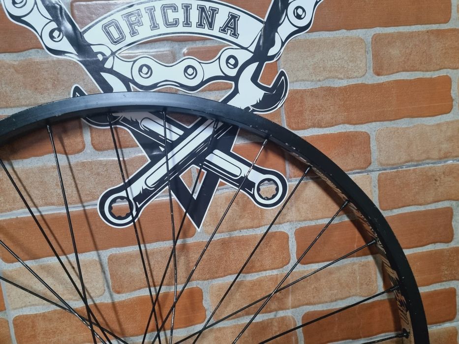 Roda frente DH 26 20mm
