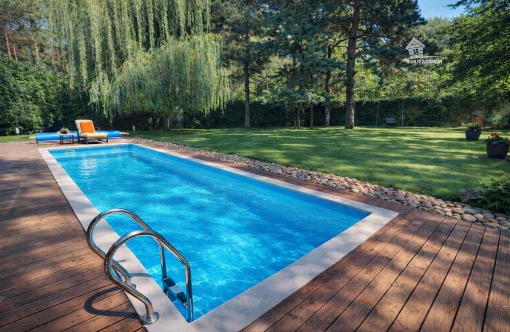 Новий будинок VIP-рівень. High-tech. Кінотеатр, сауна. До 20 осіб.