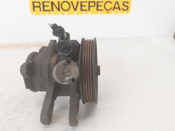 Bomba de direção TOYOTA Corolla Sedan (_E10_)