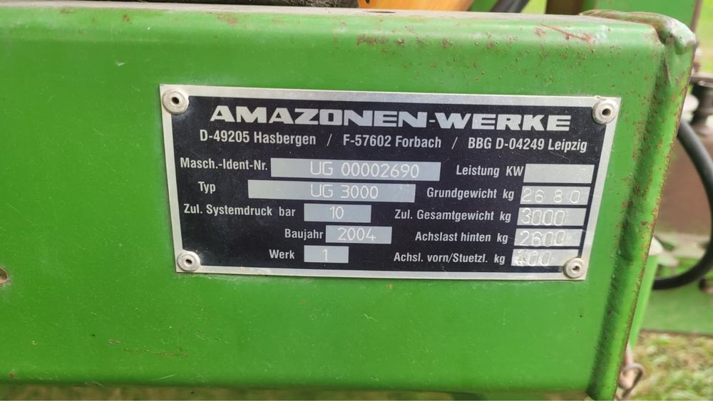 Opryskiwacz Amazone 3000l 24m lance