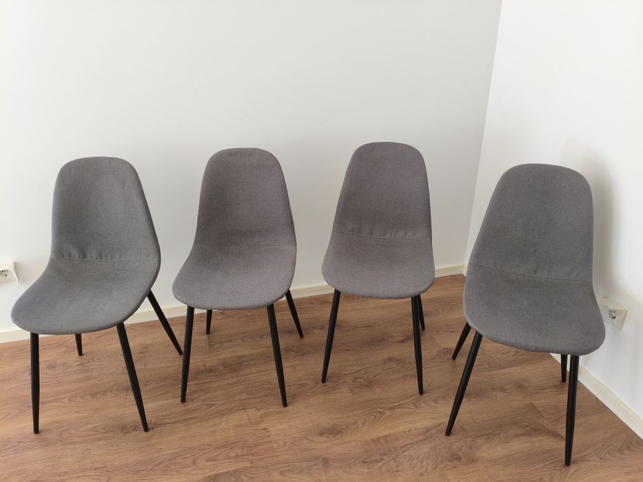 4 Cadeiras (Marca JOM)