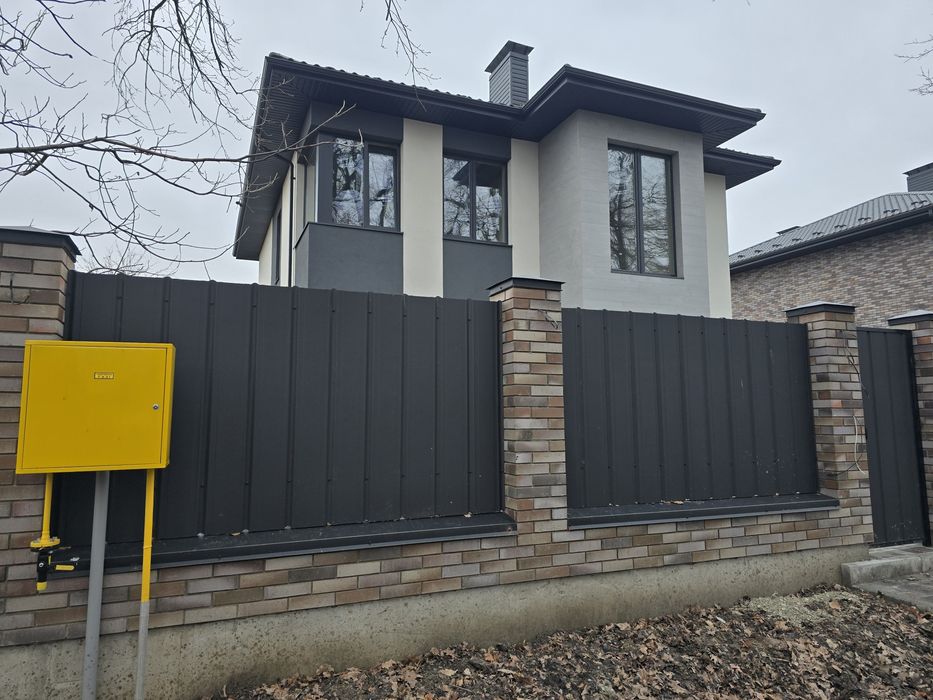 Будинок 220 м2 біля школи сквер дуби с. Чабани поруч Гатне Теремки