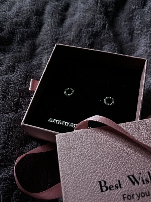 Сережки та браслет срібло. Best Wishes.