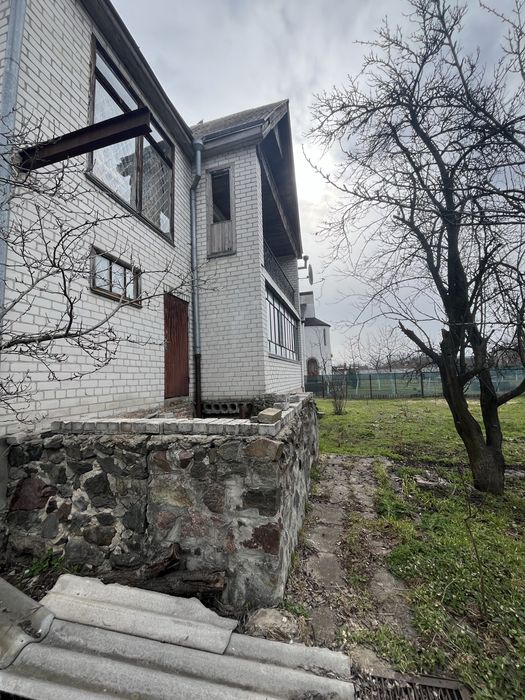 Продаж великого капітального будинку біля Дніпра!