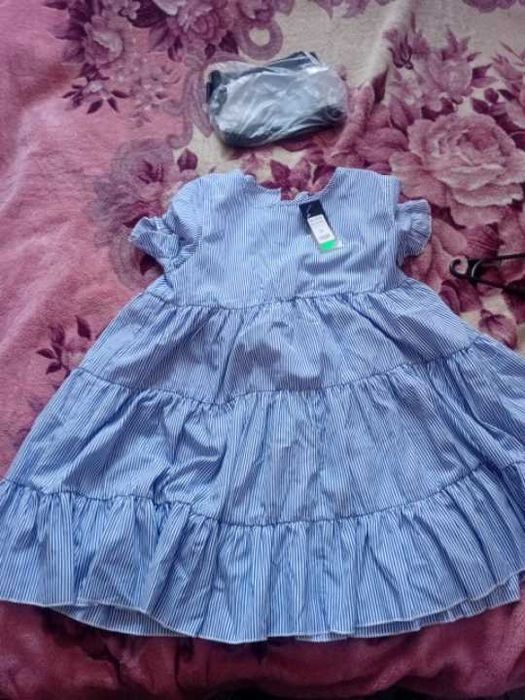 Плаття нове з ітекеткою
