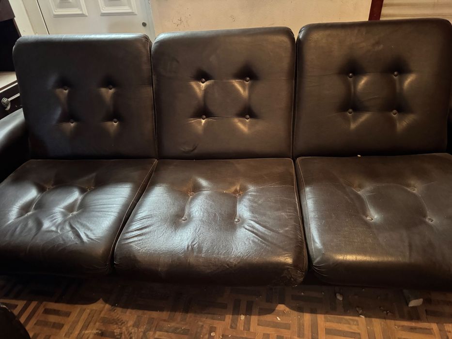 Conjunto de Sofás em Napa (3 Lugares + 2 Cadeirões)