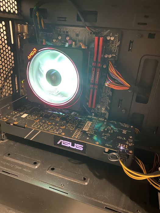 Продам игровой компьютер Ryzen 7 3800x GTX 1080 turbo 8gb.