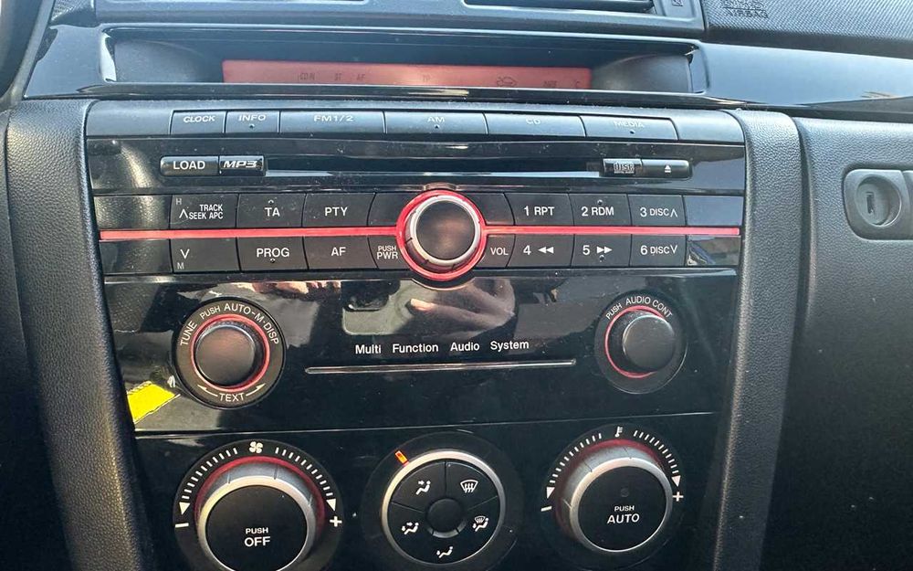 Mazda 3 2009 року