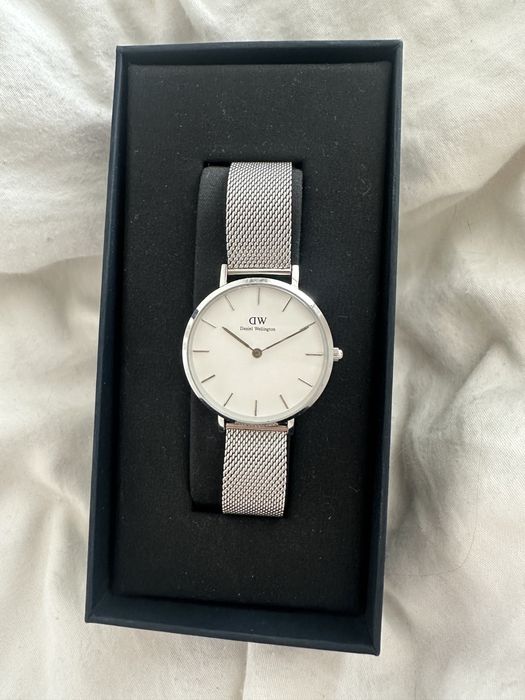 Daniel Wellington petite sterling klasyczny zegarek srebrny