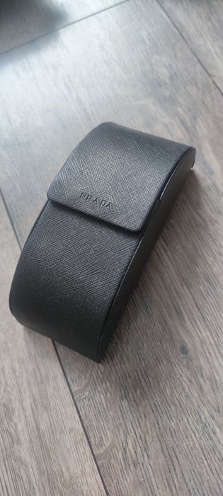 Etui na okulary Prada