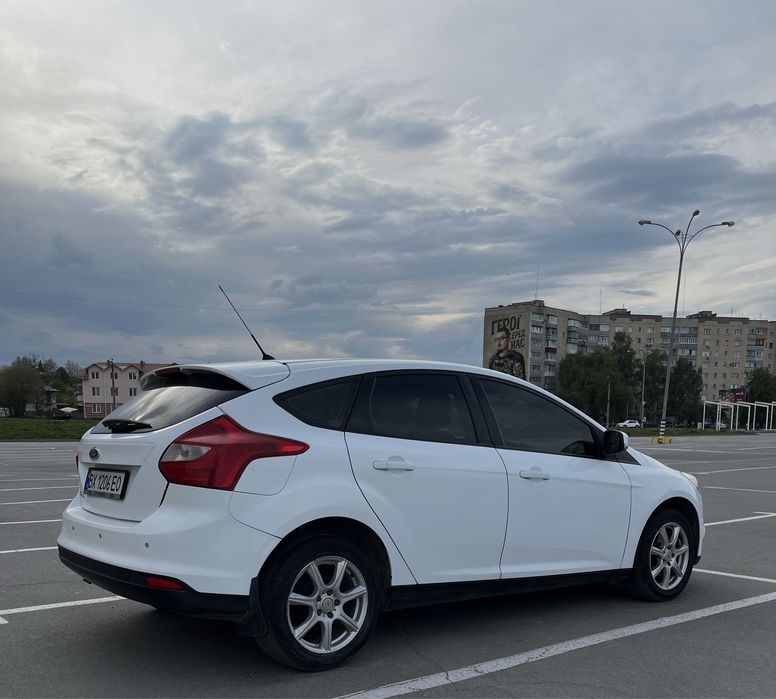 Ford Focus 2012 VIN WF0KXXGCBKCS10716 фото оголошення 12 з 24