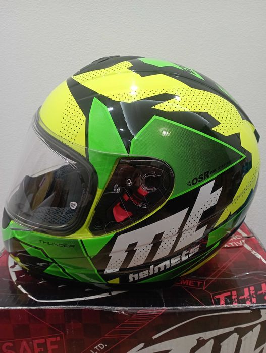 Kask motocyklowy MT helmets, idealny stan.