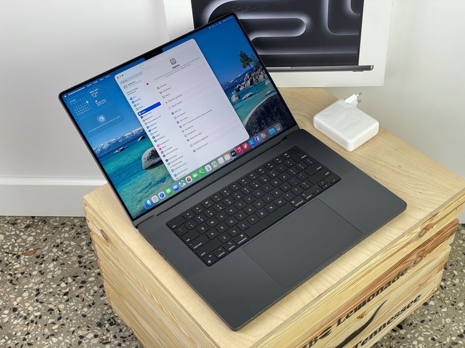 美品 MacBook pro 16 2023 M3 MAX 48GB 4TB Apple MacBook Pro 16 M3 Max 16-core CPU + 40-core GPU / 48GB RAM