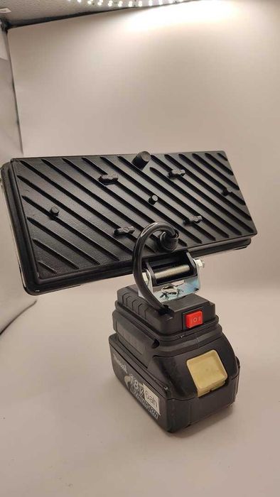 Lampa robocza LED do akumulatorów MAKITA 18V BL18 FVat 23%