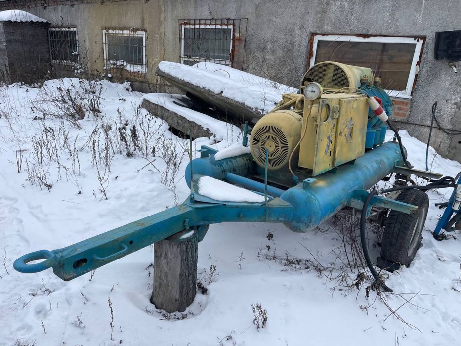 Компресор ПКС-5,25 б/у — потужний промисловий агрегат