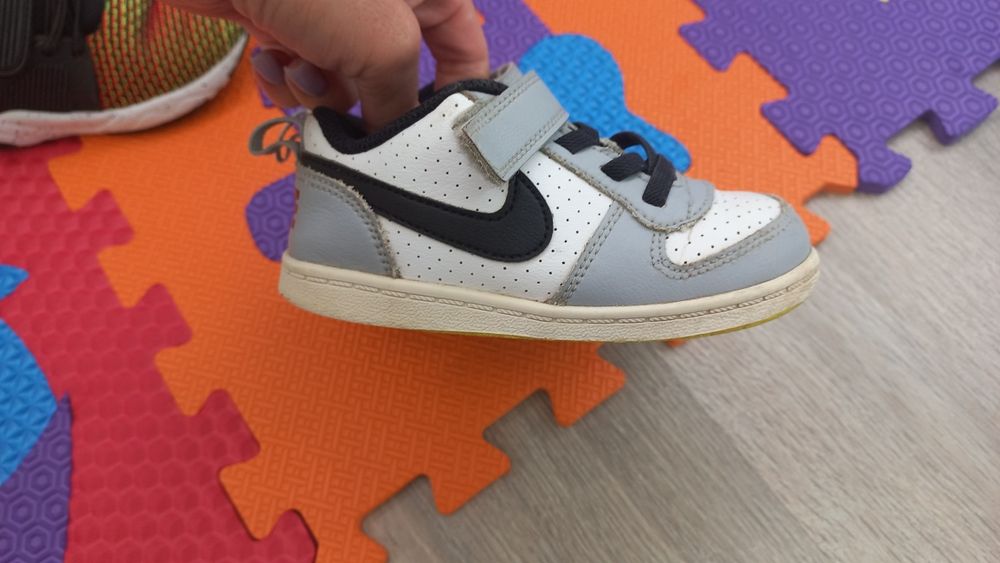 Кросівки на хлопчика  25 розмір