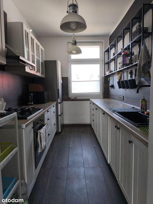 76 m²|4 pokoje |Centrum|Piwnica 17 m²|Miejsce postojowe|Bez prowizji