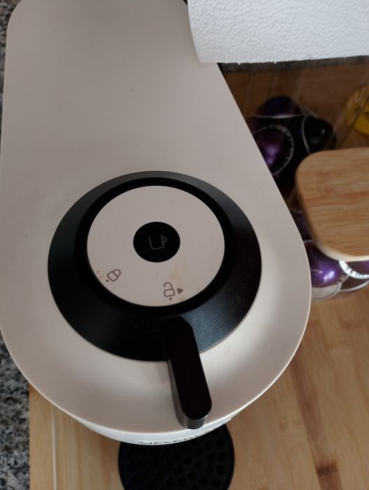 Máquina de café Nespresso Vertuo