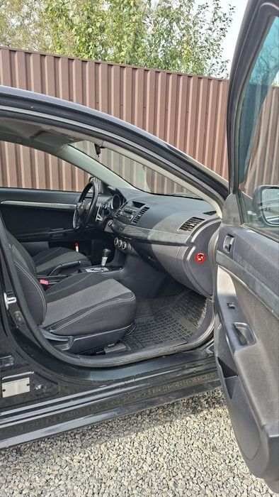 Mitsubishi Lancer Х