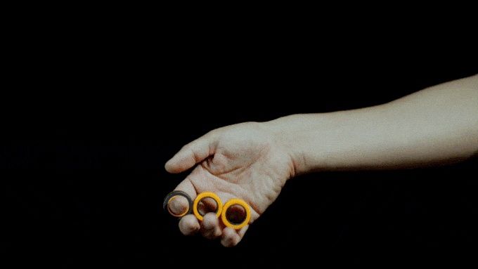 Fidget magnetic rings