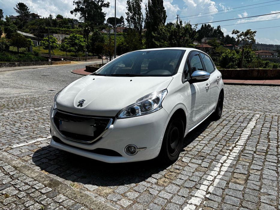 Peugeot 208 1.6 e-HDI